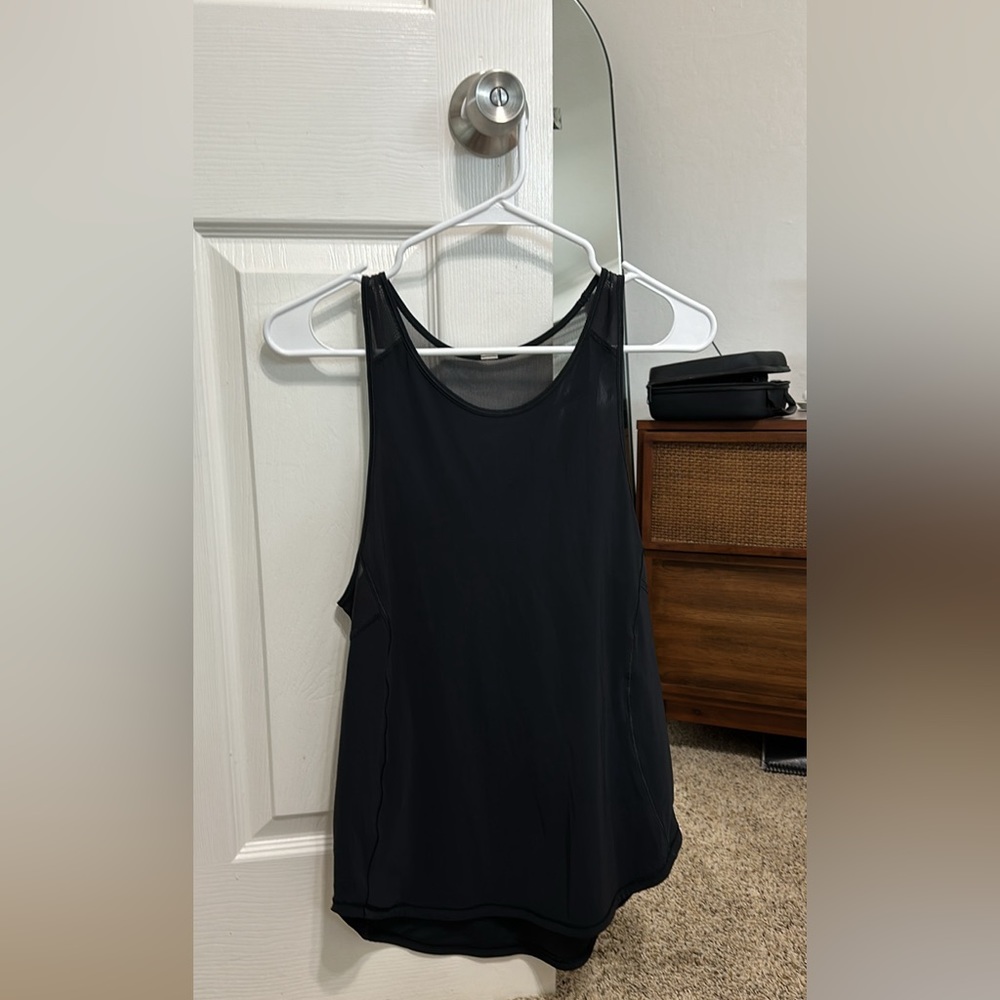 Lululemon size 8 tank top